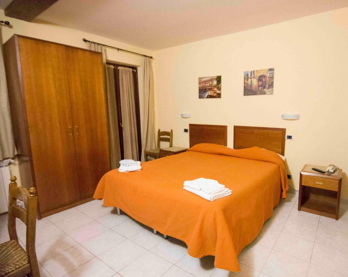 Cantarana Hotel Sesta Godano Exterior foto