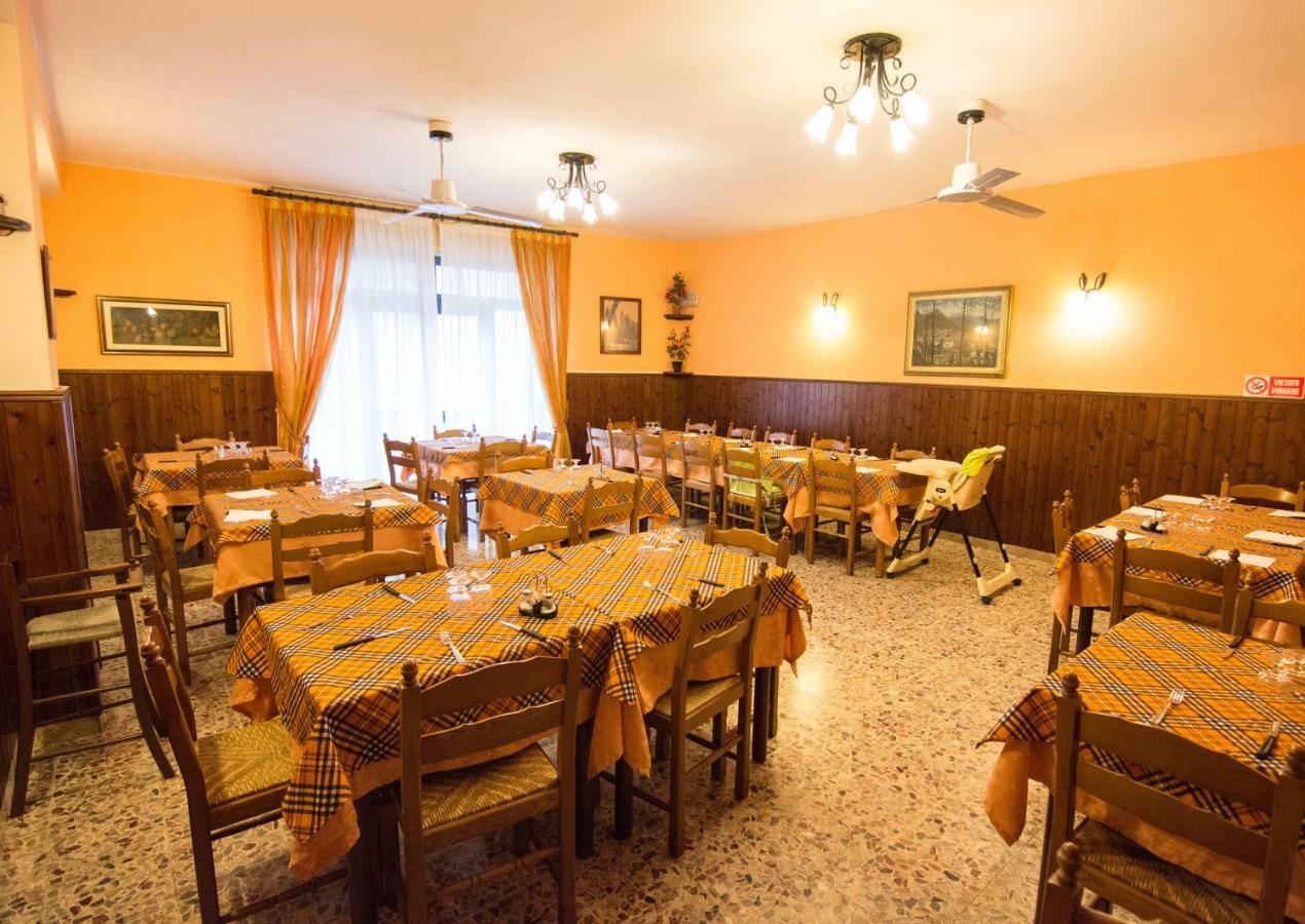 Cantarana Hotel Sesta Godano Exterior foto